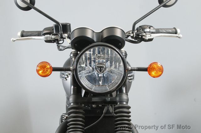 2022 Triumph Bonneville T120 Two Tone One Owner, 4782 Mi - 22982471 - 24