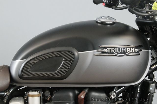 2022 Triumph Bonneville T120 Two Tone One Owner, 4782 Mi - 22982471 - 34