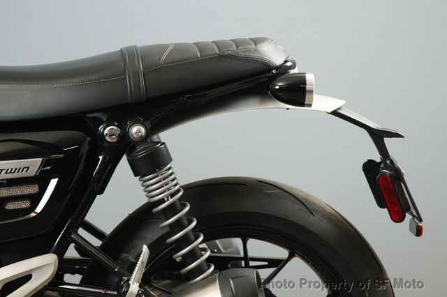 2022 Triumph Speed Twin One Owner, 4942 Mi - 22982487 - 11