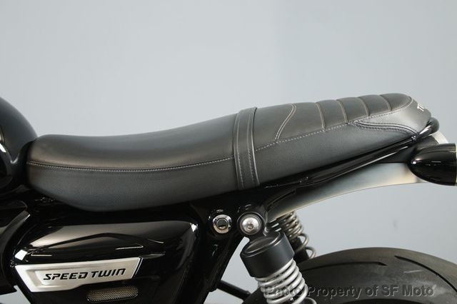 2022 Triumph Speed Twin One Owner, 4942 Mi - 22982487 - 41