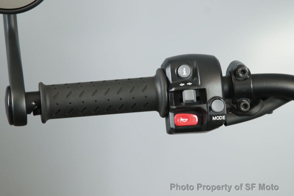 2022 Triumph Speed Twin One Owner, 4 Mi - 22982487 - 30