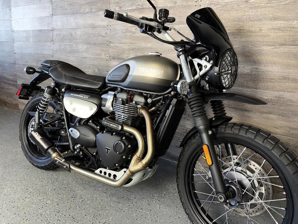 2022 Triumph Street Scrambler Sandstorm SUPER CLEAN! - 22919779 - 1