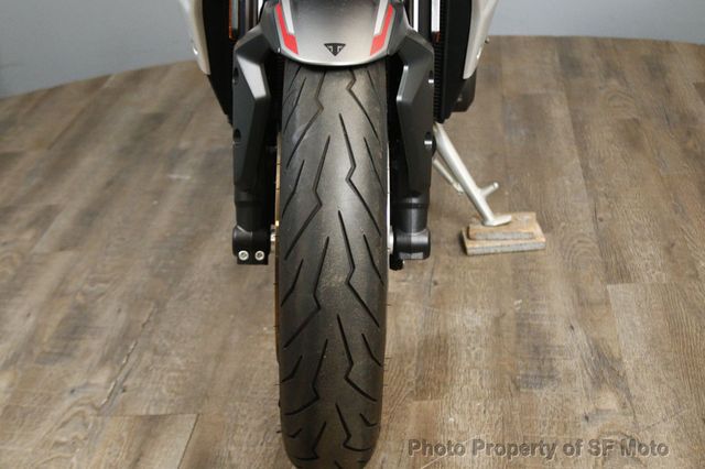 2022 Triumph Street Triple R STD/Low Includes Warranty - 23054417 - 22