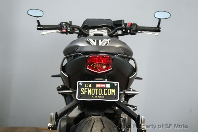 2022 Triumph Street Triple R STD/Low Includes Warranty - 23054417 - 25