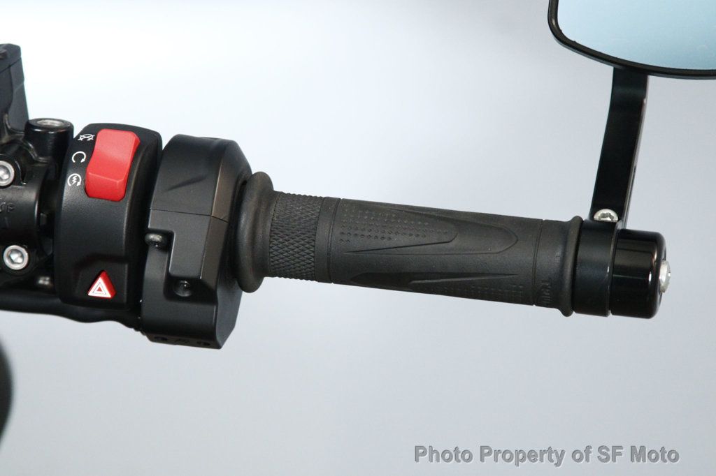 2022 Triumph Street Triple R STD/Low Includes Warranty - 23054417 - 29
