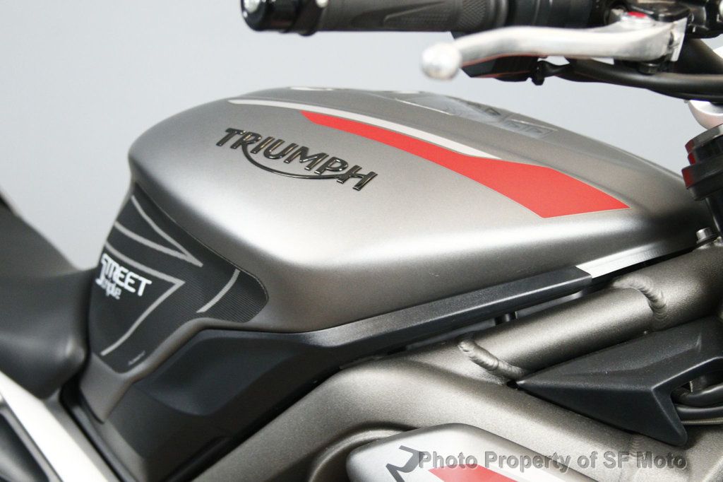 2022 Triumph Street Triple R STD/Low Includes Warranty - 23054417 - 30