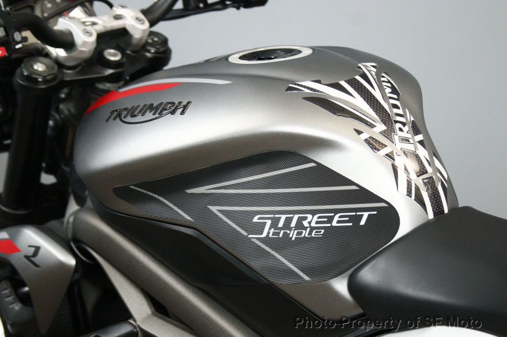 2022 Triumph Street Triple R STD/Low Includes Warranty - 23054417 - 35