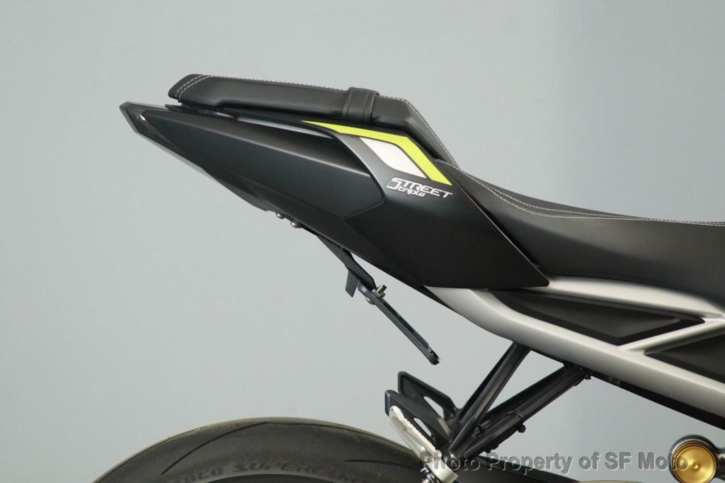 2022 Triumph Street Triple RS 1 Owner, 318 Miles - 23006927 - 10