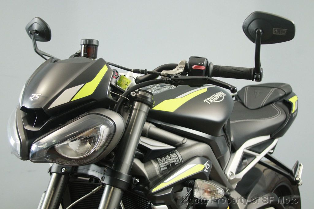 2022 Triumph Street Triple RS 1 Owner, 318 Miles - 23006927 - 1