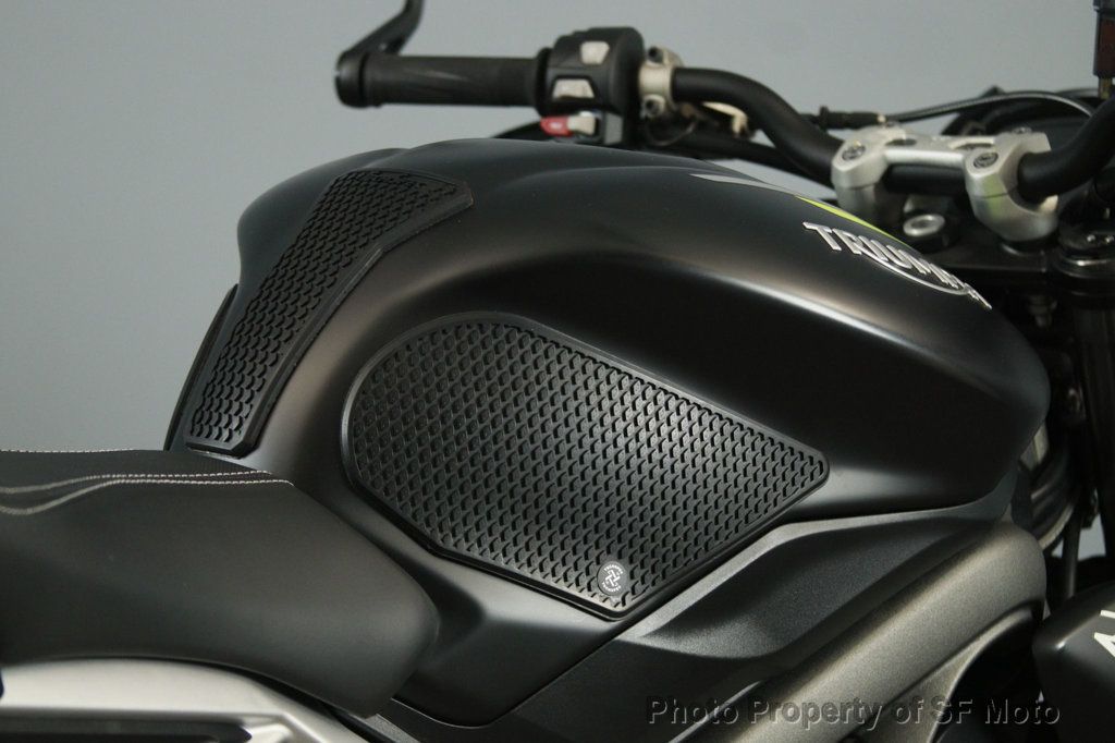 2022 Triumph Street Triple RS 1 Owner, 318 Miles - 23006927 - 36