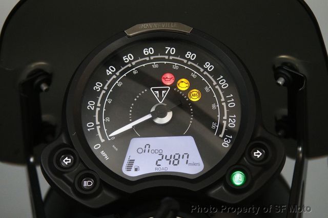 2022 Triumph Street Twin One Owner, 2487 Mi - 23032257 - 29
