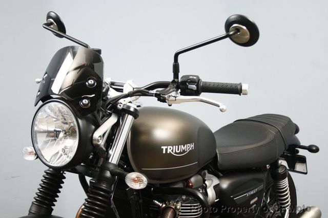 2022 Triumph Street Twin One Owner, 2487Miles - 23032257 - 1