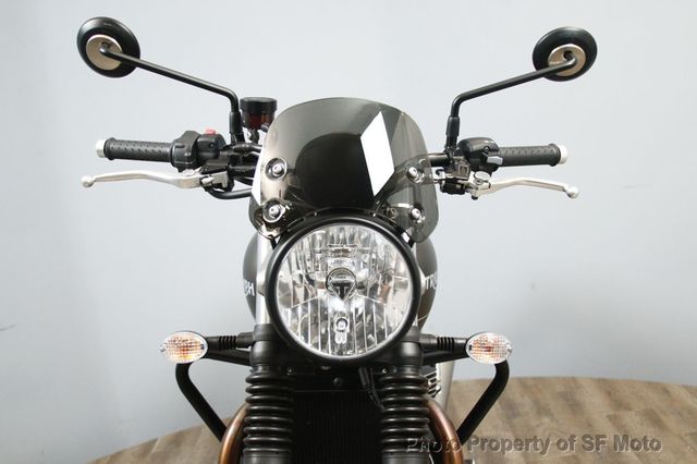 2022 Triumph Street Twin One Owner, 2487Miles - 23032257 - 24