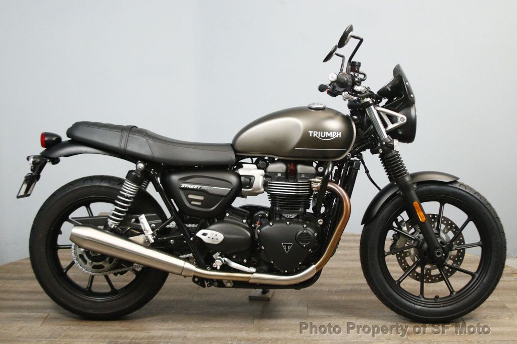 2022 Triumph Street Twin One Owner, 2487Miles - 23032257 - 2