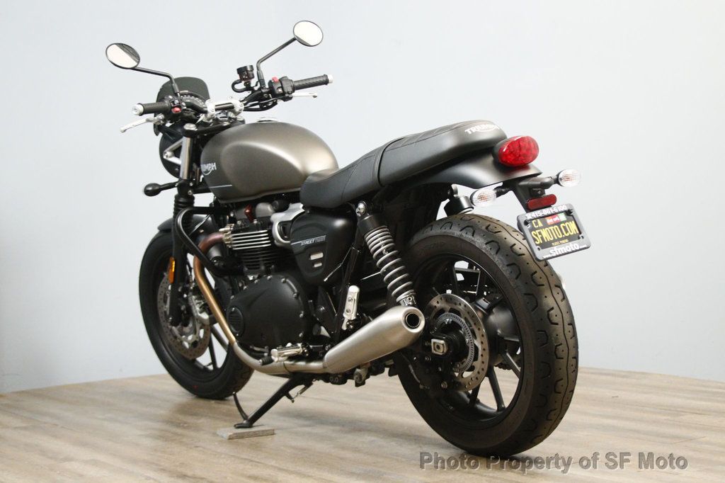 2022 Triumph Street Twin One Owner, 2487Miles - 23032257 - 33