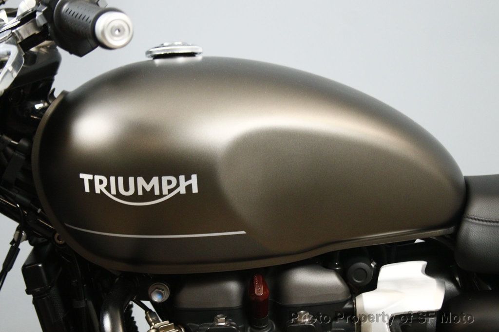 2022 Triumph Street Twin One Owner, 2487Miles - 23032257 - 37
