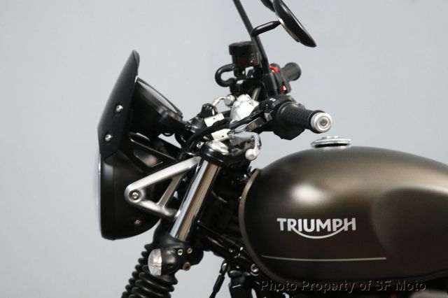 2022 Triumph Street Twin One Owner, 2487Miles - 23032257 - 6
