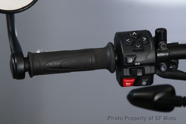 2022 Triumph Trident 660 Includes Warranty - 23071394 - 30