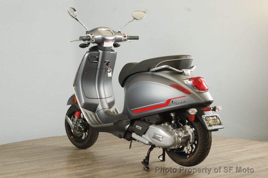 2022 Vespa Sprint 150 Racing Sixties Timeless Style, Modern Performance - 22614996 - 27