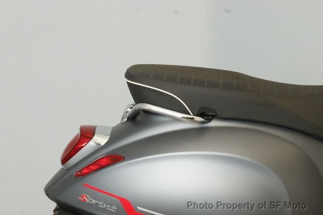 2022 Vespa Sprint 150 Racing Sixties Timeless Style, Modern Performance - 22614996 - 7