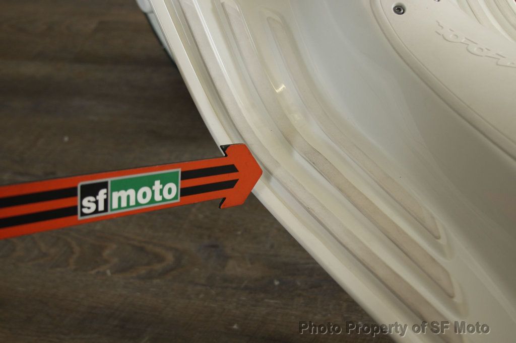 2022 Vespa Sprint Sport 150 Justin Bieber X FACTORY DEMO - 22701172 - 40