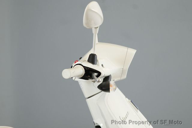 2022 Vespa Sprint Sport 150 Justin Bieber X FACTORY DEMO - 22701172 - 7