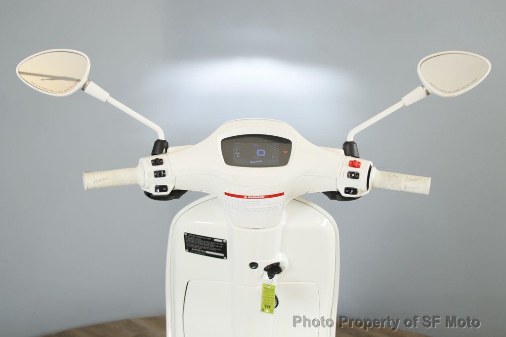 2022 Vespa Sprint Sport 150 Justin Bieber X INVENTORY-CLEARANCE - 22701172 - 24