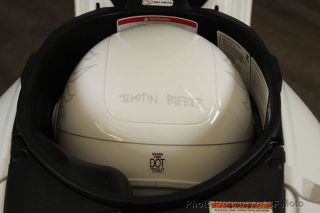 2022 Vespa Sprint Sport 150 Justin Bieber X INVENTORY-CLEARANCE - 22701172 - 44
