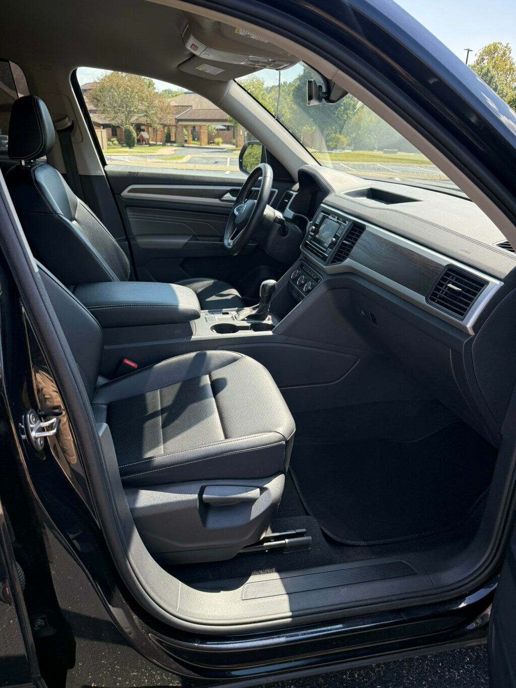 2022 Volkswagen Atlas SE photo 14