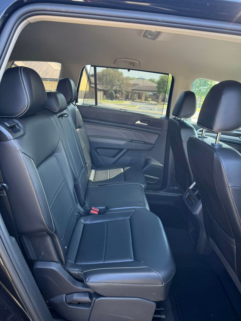 2022 Volkswagen Atlas SE photo 16
