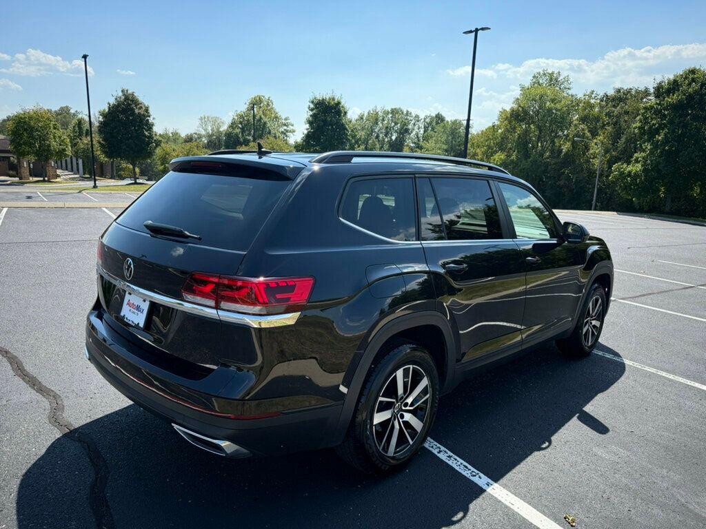 2022 Volkswagen Atlas SE photo 4