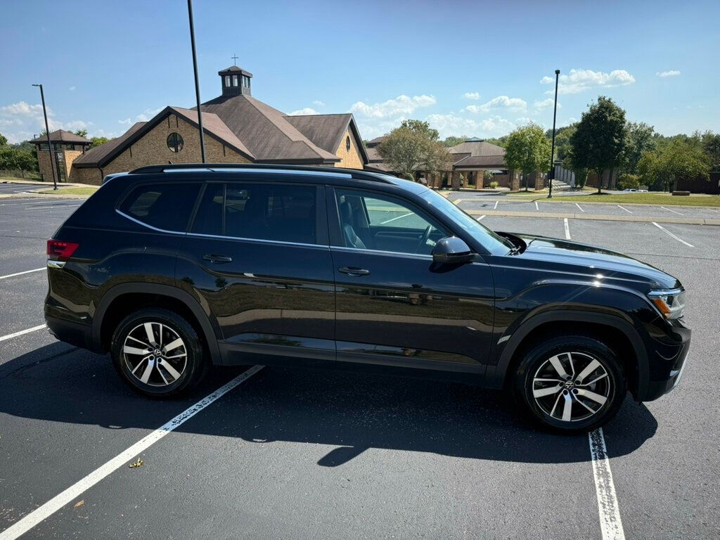 2022 Volkswagen Atlas SE photo 8