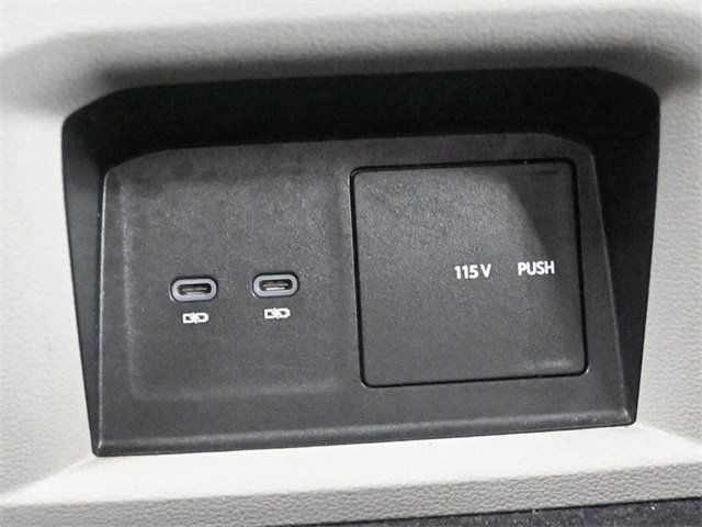 2022 Volkswagen Atlas 2.0T SE w/Technology FWD - 22945078 - 15