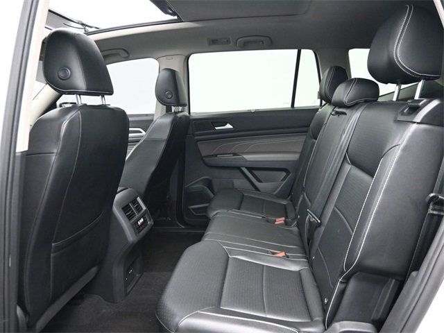 2022 Volkswagen Atlas SE Technology photo 10