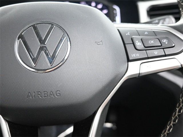 2022 Volkswagen Atlas SE Technology photo 21