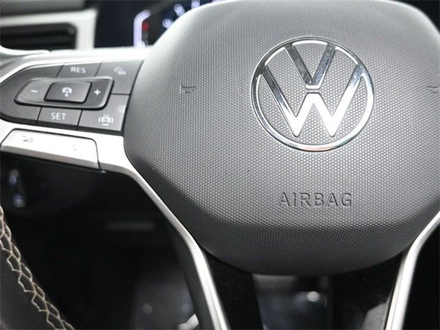 2022 Volkswagen Atlas SE Technology photo 22