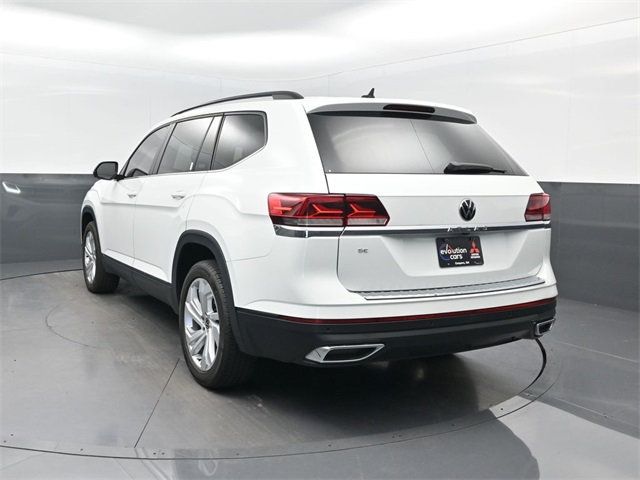 2022 Volkswagen Atlas SE Technology photo 2