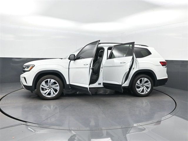 2022 Volkswagen Atlas SE Technology photo 35
