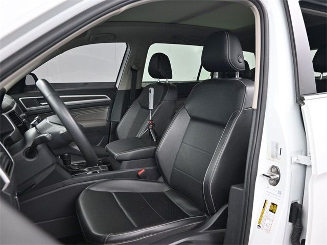 2022 Volkswagen Atlas SE Technology photo 5