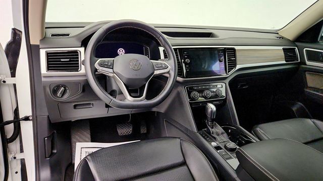 2022 Volkswagen Atlas 3.6L V6 SEL 4MOTION w/ Frameless Self-Dimming Rearview Mirror - 23028791 - 12