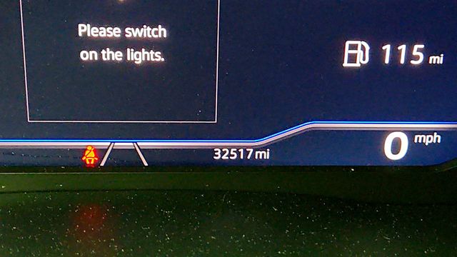 2022 Volkswagen Atlas 3.6L V6 SEL 4MOTION w/ Frameless Self-Dimming Rearview Mirror - 23028791 - 15