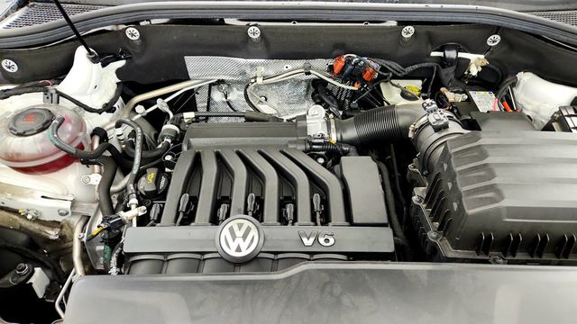 2022 Volkswagen Atlas 3.6L V6 SEL 4MOTION w/ Frameless Self-Dimming Rearview Mirror - 23028791 - 27
