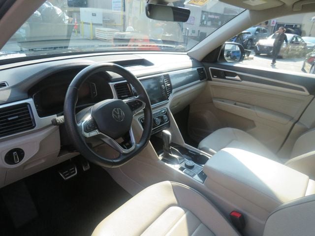 2022 Volkswagen Atlas 3.6L V6 SEL Premium R-Line 4MOTION - 23066748 - 6