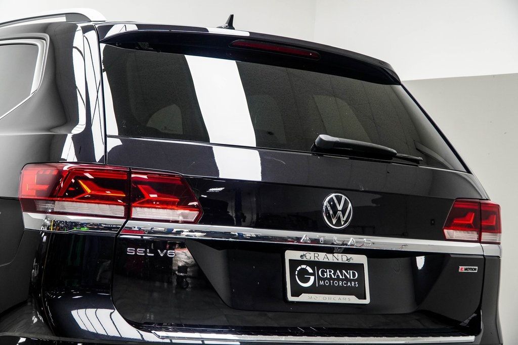 2022 Volkswagen Atlas V6 SEL Premium R-Line photo 12
