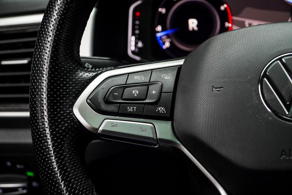 2022 Volkswagen Atlas V6 SEL Premium R-Line photo 25