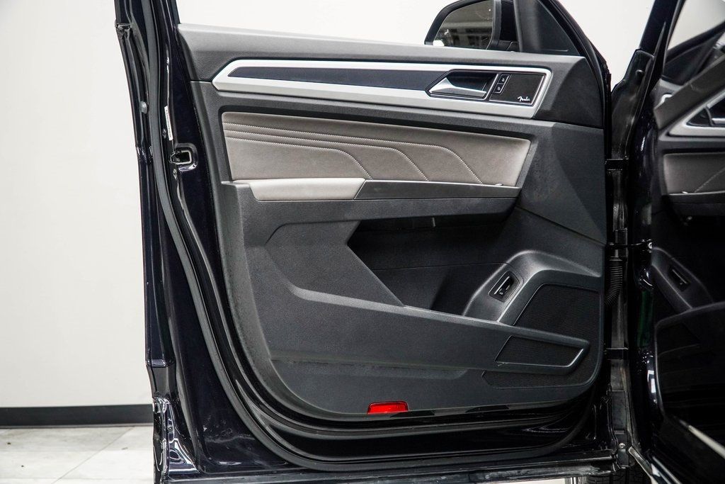 2022 Volkswagen Atlas V6 SEL Premium R-Line photo 28