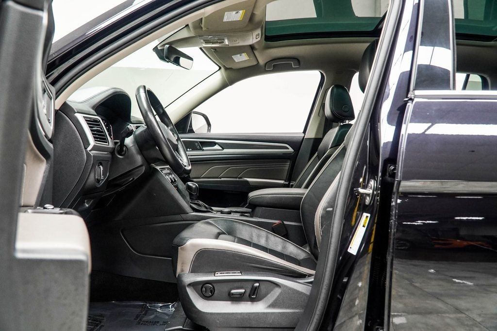 2022 Volkswagen Atlas V6 SEL Premium R-Line photo 32
