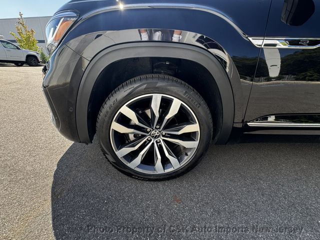2022 Volkswagen Atlas 3.6L V6 SEL Premium R-Line 4MOTION,2ND-ROW DUAL CAPTAIN'S - 23075789 - 16