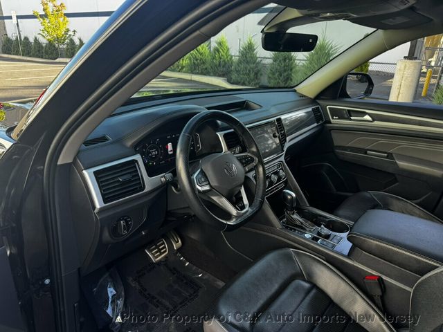 2022 Volkswagen Atlas 3.6L V6 SEL Premium R-Line 4MOTION,2ND-ROW DUAL CAPTAIN'S - 23075789 - 20