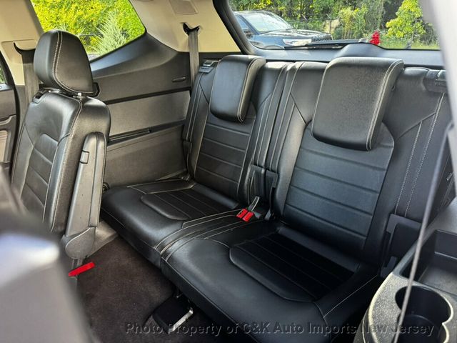 2022 Volkswagen Atlas 3.6L V6 SEL Premium R-Line 4MOTION,2ND-ROW DUAL CAPTAIN'S - 23075789 - 25